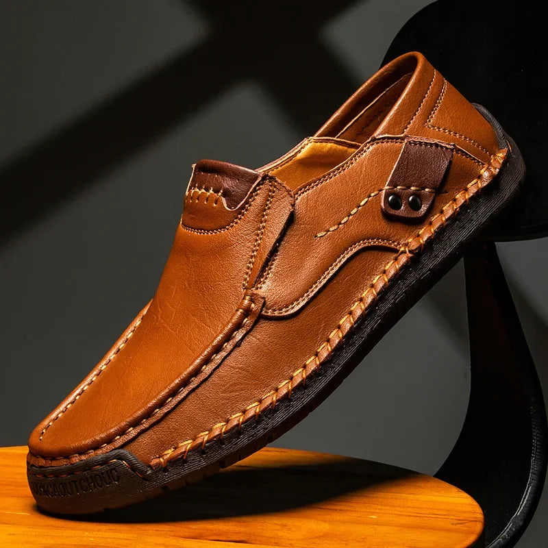 Men Casual Comfortable Men Loafers Slip On Leather Shoes Men Flats Hot Sale Outdoor Walking Shoe New Handmade Leather