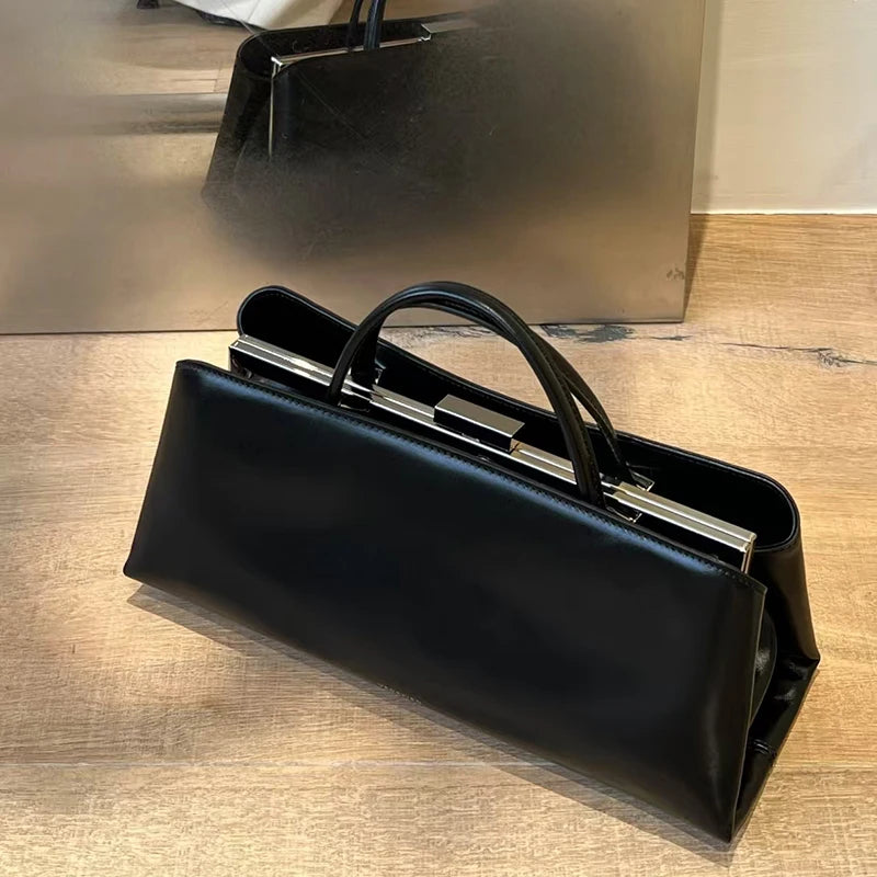 Luxury Leather Handbag For Women High-end Hardware Magnetic Suction Clip Design Elegant Minimalist Shoulder Underarm Bag Purse