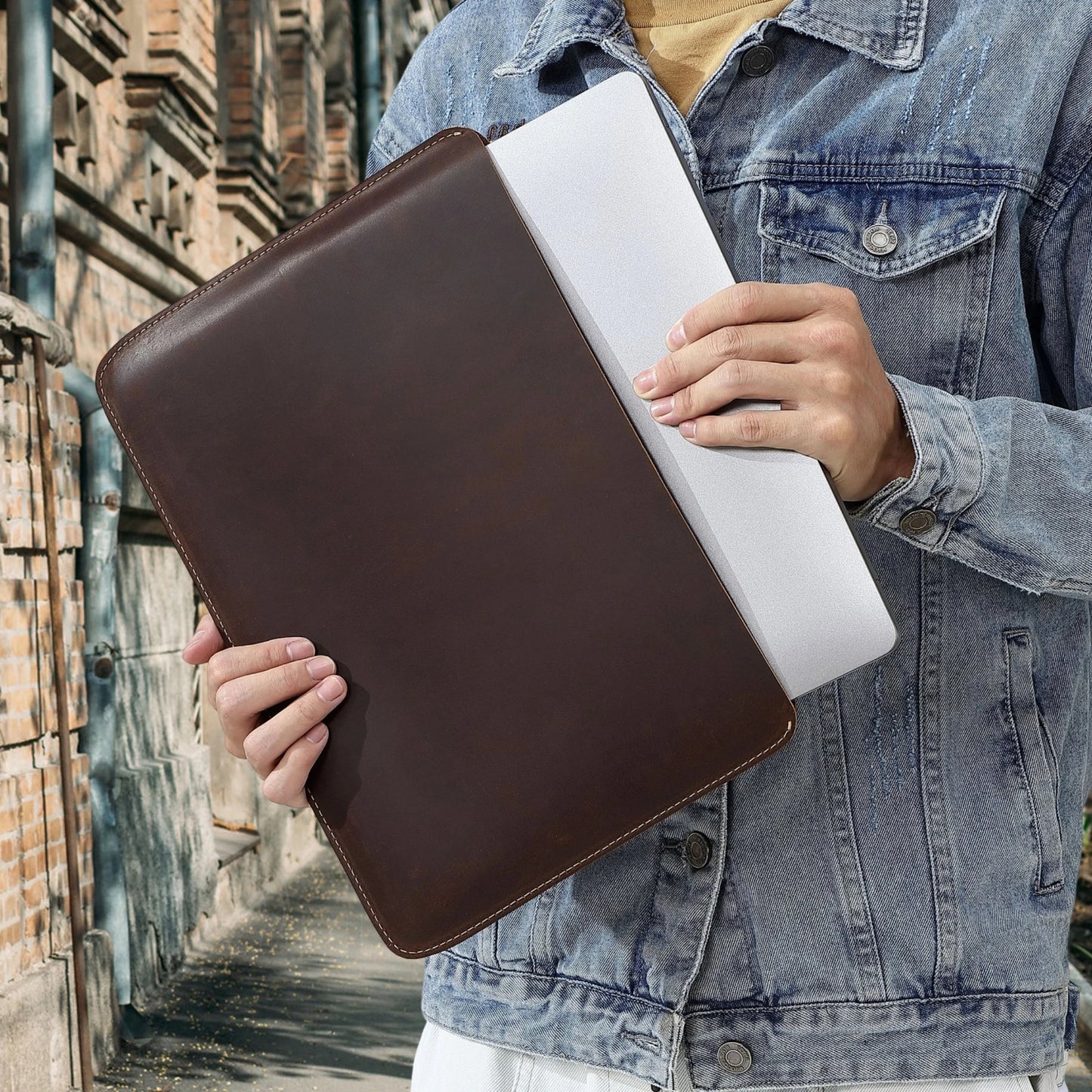 Genuine Leather Slim Laptop Sleeve Pouch Cover, Leather Ultra-thin Notebook Protective Case for 14 Inch MacBook, iPAD Air/Pro
