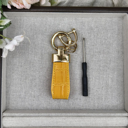 New Style Leather Car Keychain Motorcycle Holder Pendant Charm Keychain Accessories Gift for Gadget Jewelry