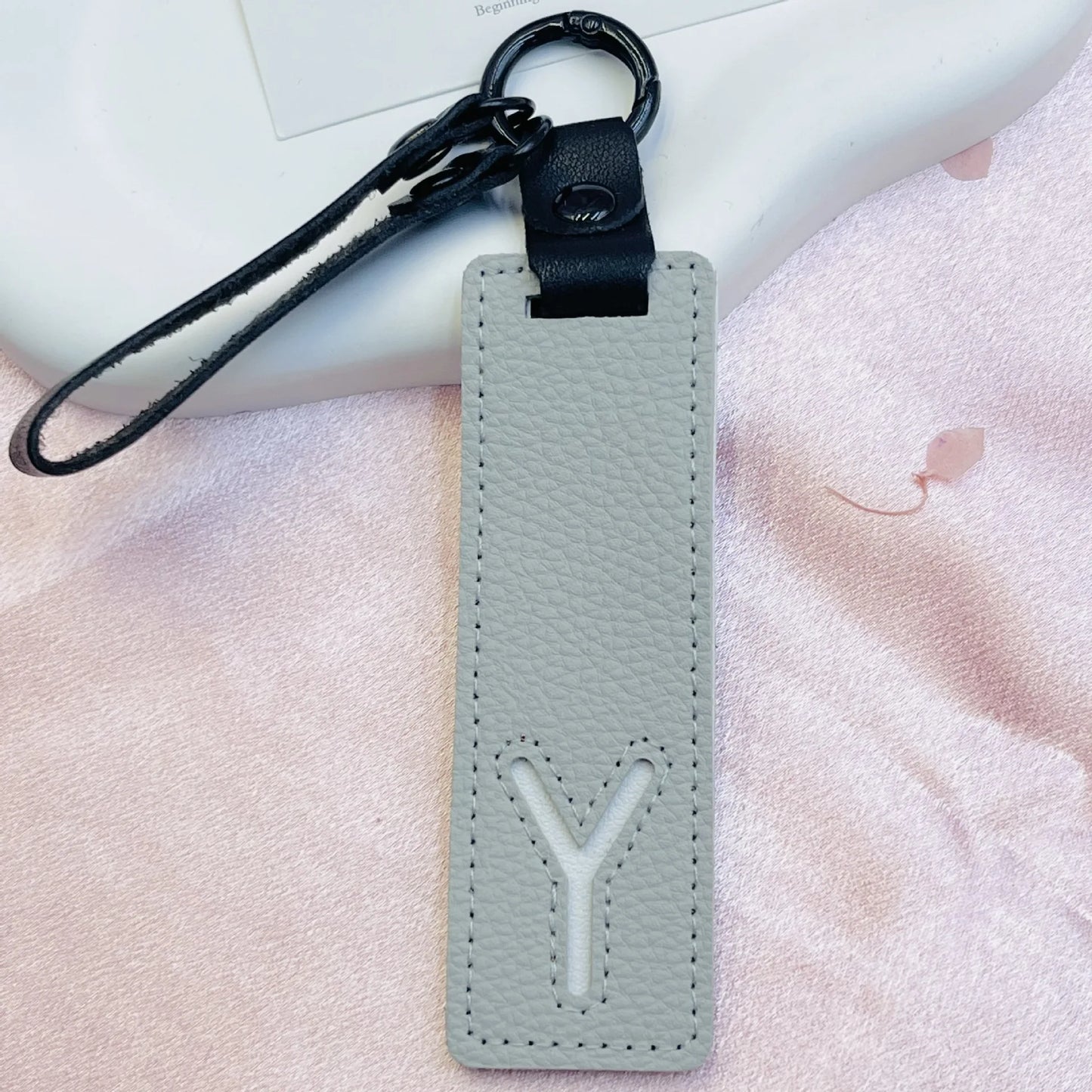 Accessory Display Hook Making Supplies Key Ring Pendant Keychain Accessories Keyring Holder Charm Gift 26 Letters Leather