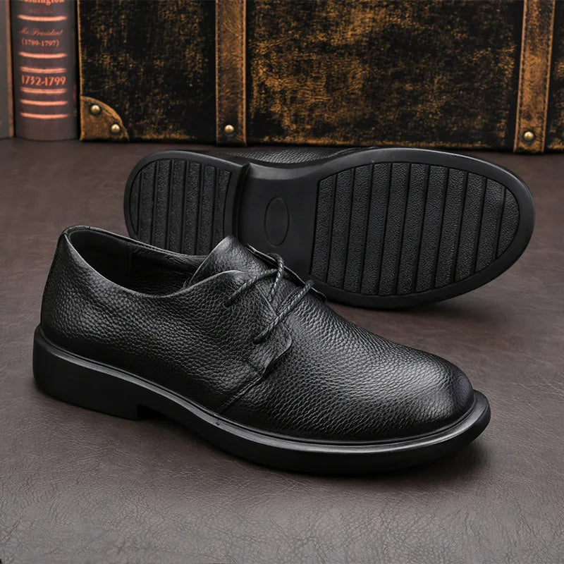 Made of Genuine Leather Casual Men's British Style Men's Leather Shoes Breathable Top Layer Cowhide Comfortable Soft Soled Shoes