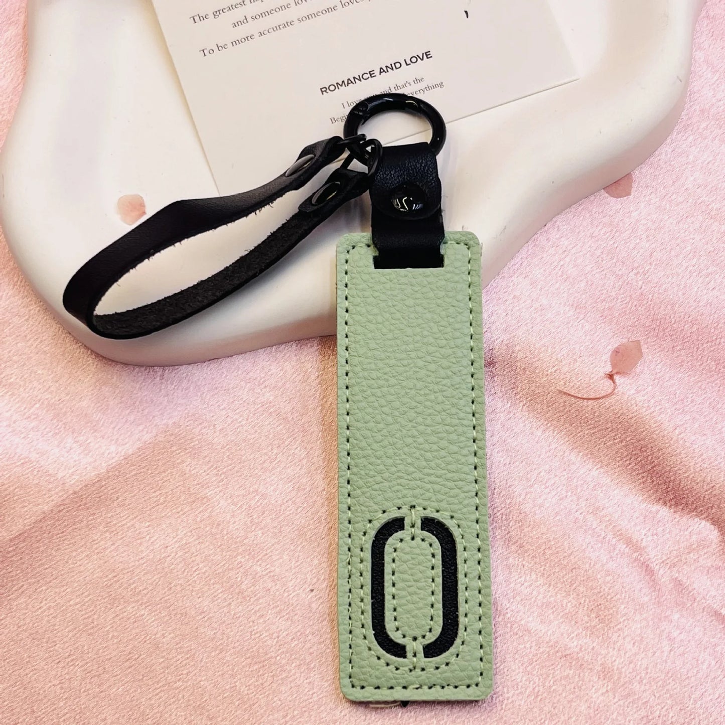 Accessory Display Hook Making Supplies Key Ring Pendant Keychain Accessories Keyring Holder Charm Gift 26 Letters Leather