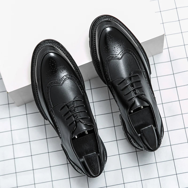 New Leather Shoes for Young Men British Brock Formal Business Increase Casual Black Wedding Groom Lace-Up Men's Shoes