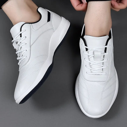 New Shoes for Men Genuine Leather Casual Shoes Trend Leisure Sport Shoes Youth Street Fashion Cow Leather Sneakers