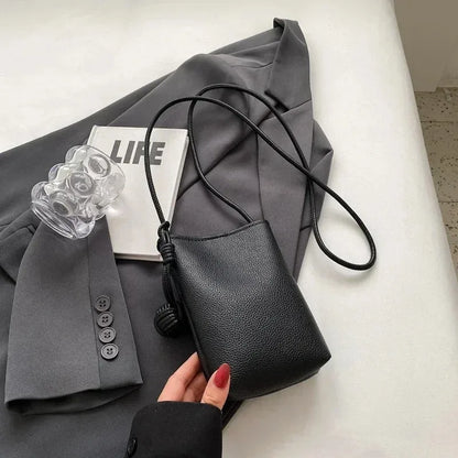 Women Handbags Female Pu Leather Shoulder Bags Luxury Large Capacity Crossbody Bags Solid Flap for Women Portable Phone Purse