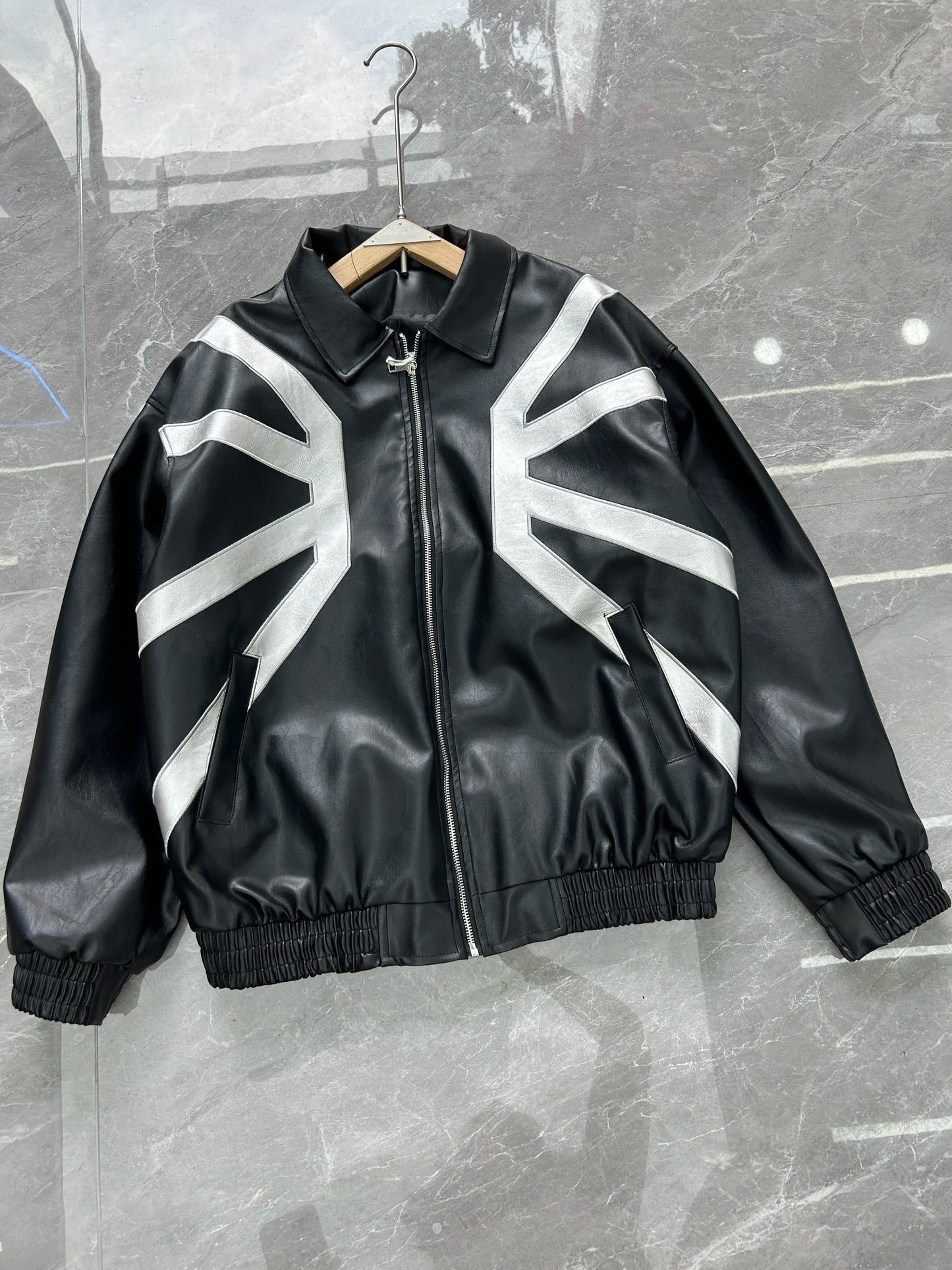 Cool Stylish High Street Heavy-duty Jackets for Men Silhouette Embroidered Contrast Color Patchwork Leather Racing Jacket
