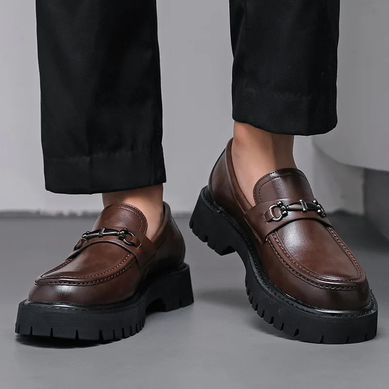 High Quality Designer Shoes British Business Leather Shoes for Men Fashion Loafers Men Solid Color Luxury Platform Shoes for Men