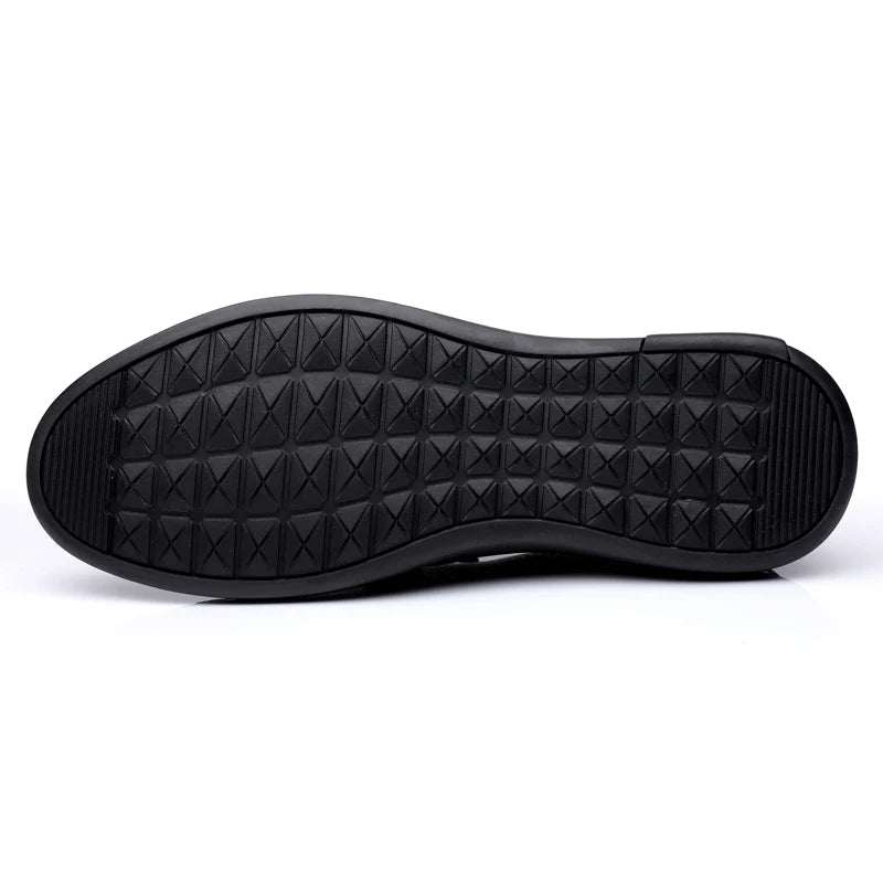 Casual Leather Shoes Men Loafers Trend Brand Business Shoes Autumn Slip on Flat Man Sneakes Comfortable Moccasins Zapatos Hombre