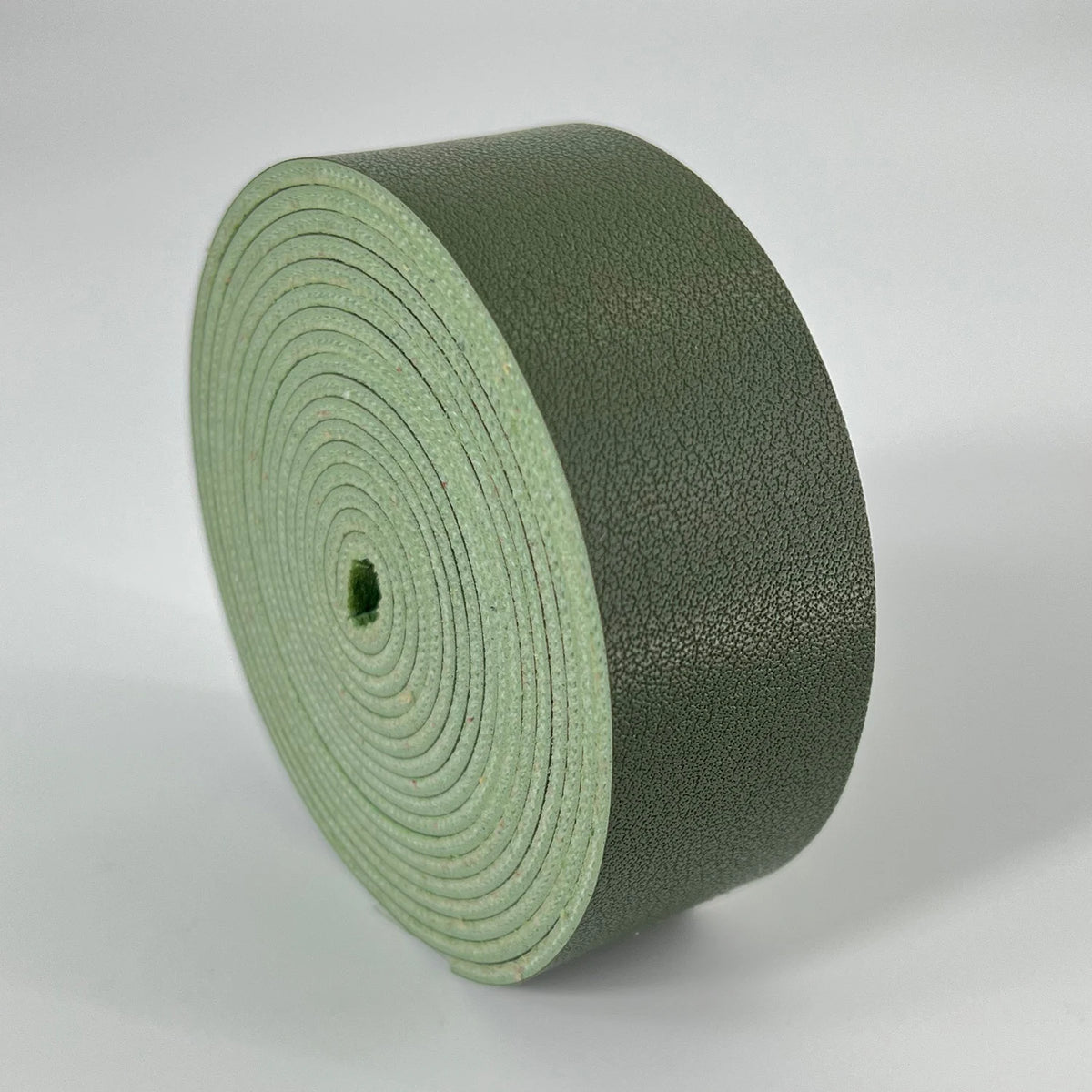 1 Roll of 2.5cm Wide Napa Texture Single Sided Synthetic Leather PU Strip 2mm Thickness for DIY Accessories Bag Strap Pet Collar