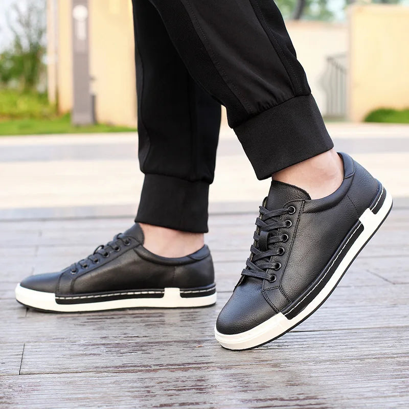 Men's Casual Leather Shoes for Men Fashion Four Seasons Breathable Lace-up Athletic Shoes Shallow Skate Shoes Large Sizes 38-48