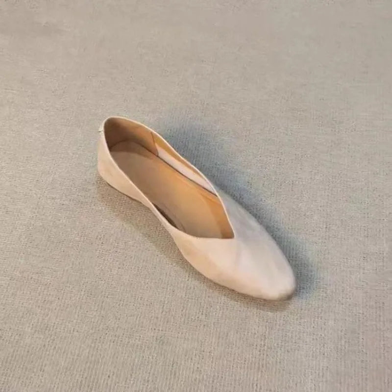 Women's Genuine Leather Pointed Toe Flat Shoes Comfortable Slip on Casual Office Loafers for All Seasons 2026 New Arrival