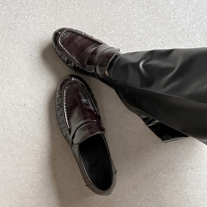 Large Size Genuine Leather Loafers High Quality Thick Heel Slip-on small Leather Shoes Elegant Commuting Office Women' s Shoes