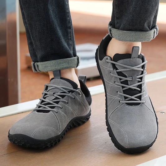 High Quality Leather Sports Shoe Wide Footed Men's Sports  Classic Flat Shoes Outdoor Anti Slip Men's Skateboarding Shoes 2026